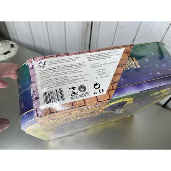 New! Vintage View Master Harry Potter The Sorcerer's Stone 3D & Collectors Tin - Picture 2 of 4